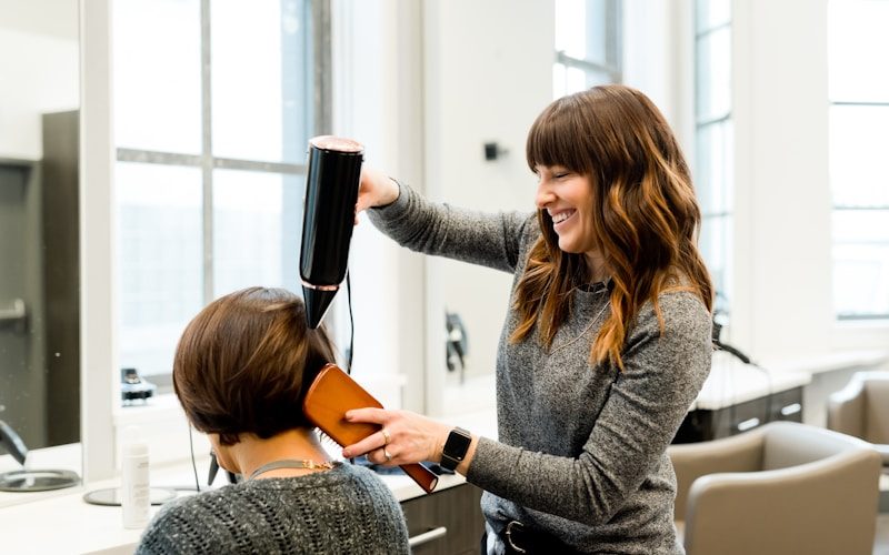 Vendra salon software — hair salon with styling chairs and equipment